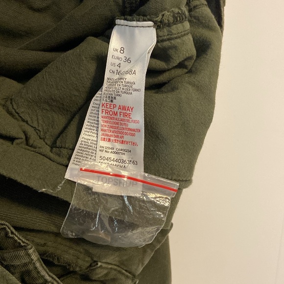 TOPSHOP Army Green High Waisted Cargo Pocket Straight Leg Pants Size US 4 - Picture 5 of 6